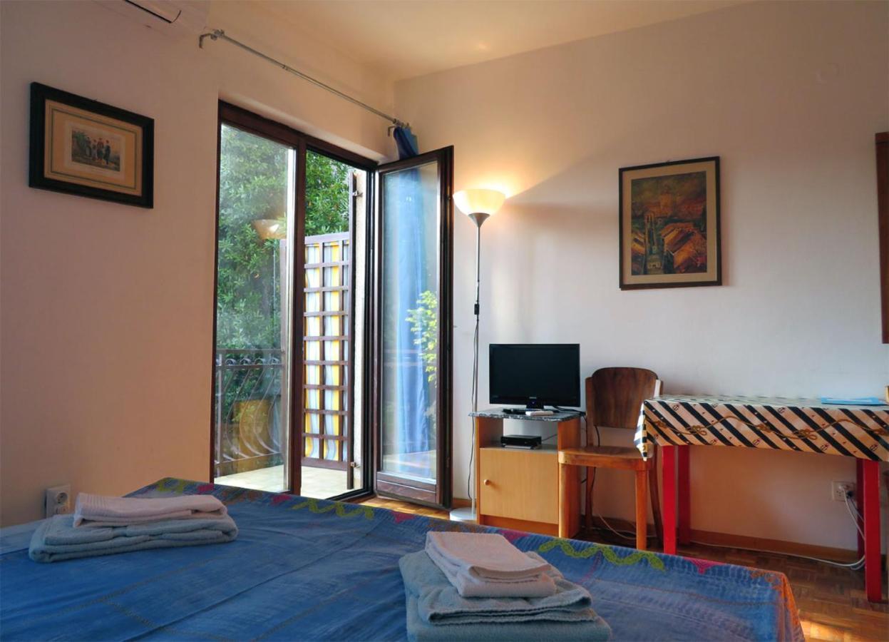 King Tomislav Apartments Crikvenica Bagian luar foto