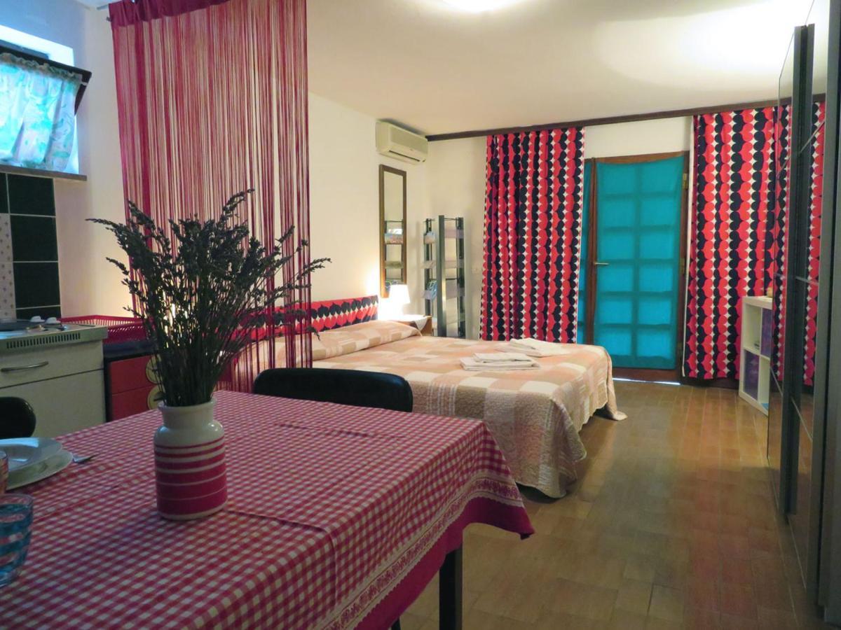 King Tomislav Apartments Crikvenica Bagian luar foto