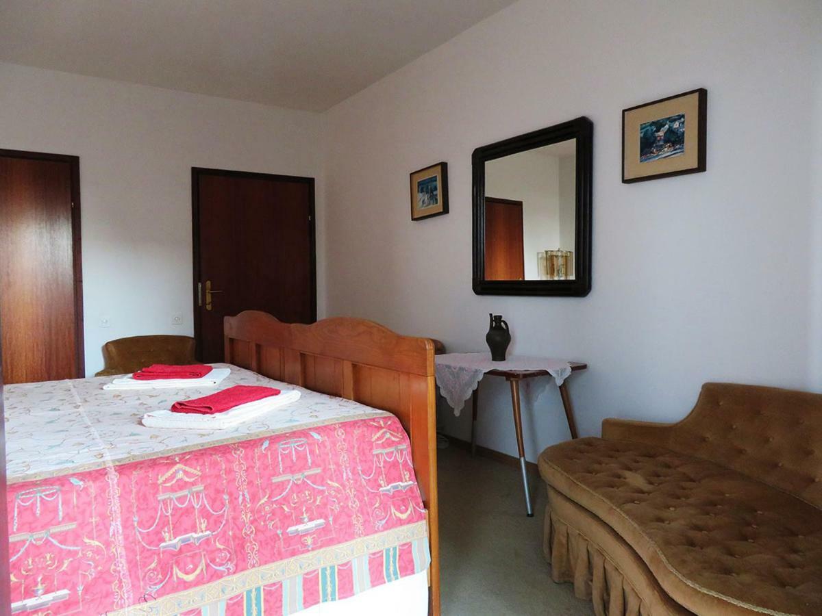 King Tomislav Apartments Crikvenica Bagian luar foto