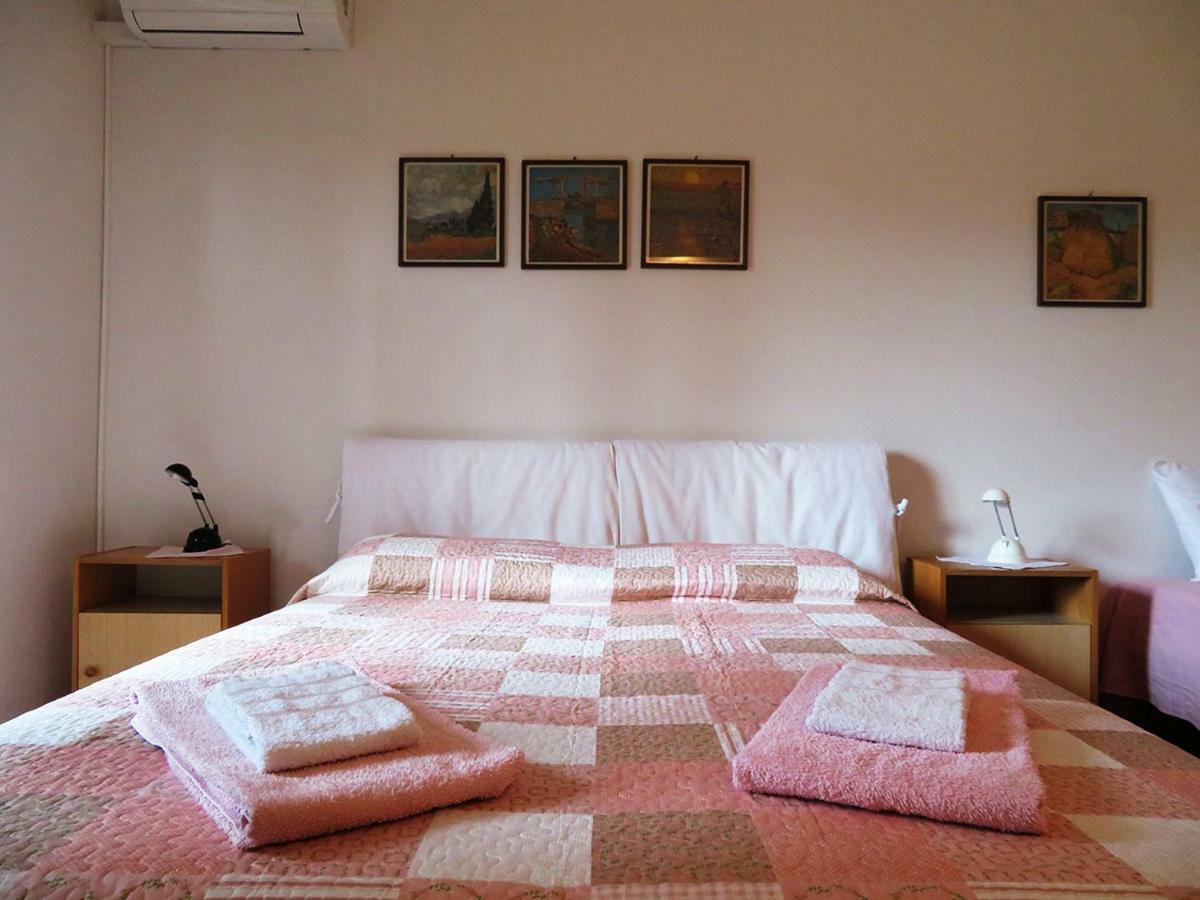 King Tomislav Apartments Crikvenica Bagian luar foto