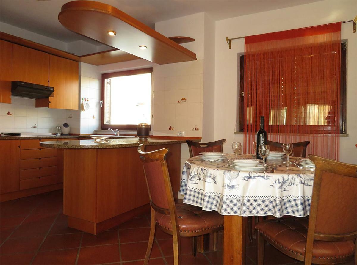 King Tomislav Apartments Crikvenica Bagian luar foto