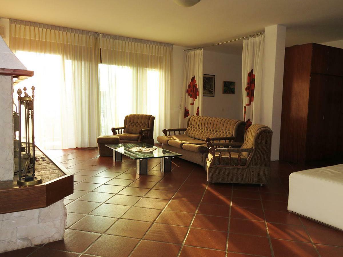 King Tomislav Apartments Crikvenica Bagian luar foto